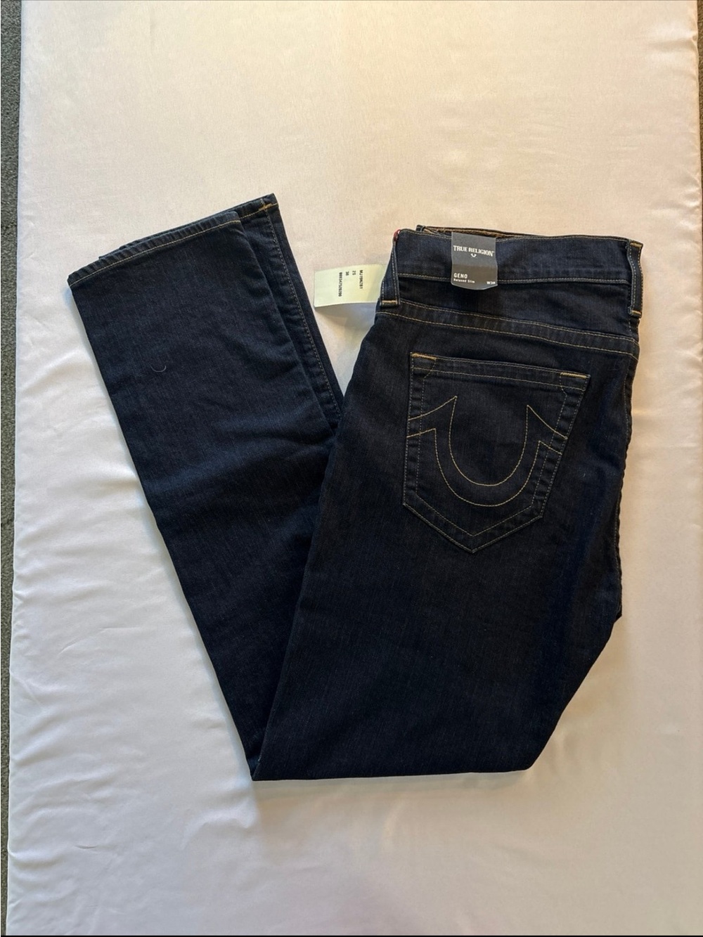 True Religion Men's Dark Indigo Straight Jeans new with tags
